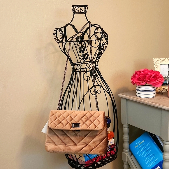 NWT Sara Tan Velvet Quilted Convertible Purse - Picture 1 of 7